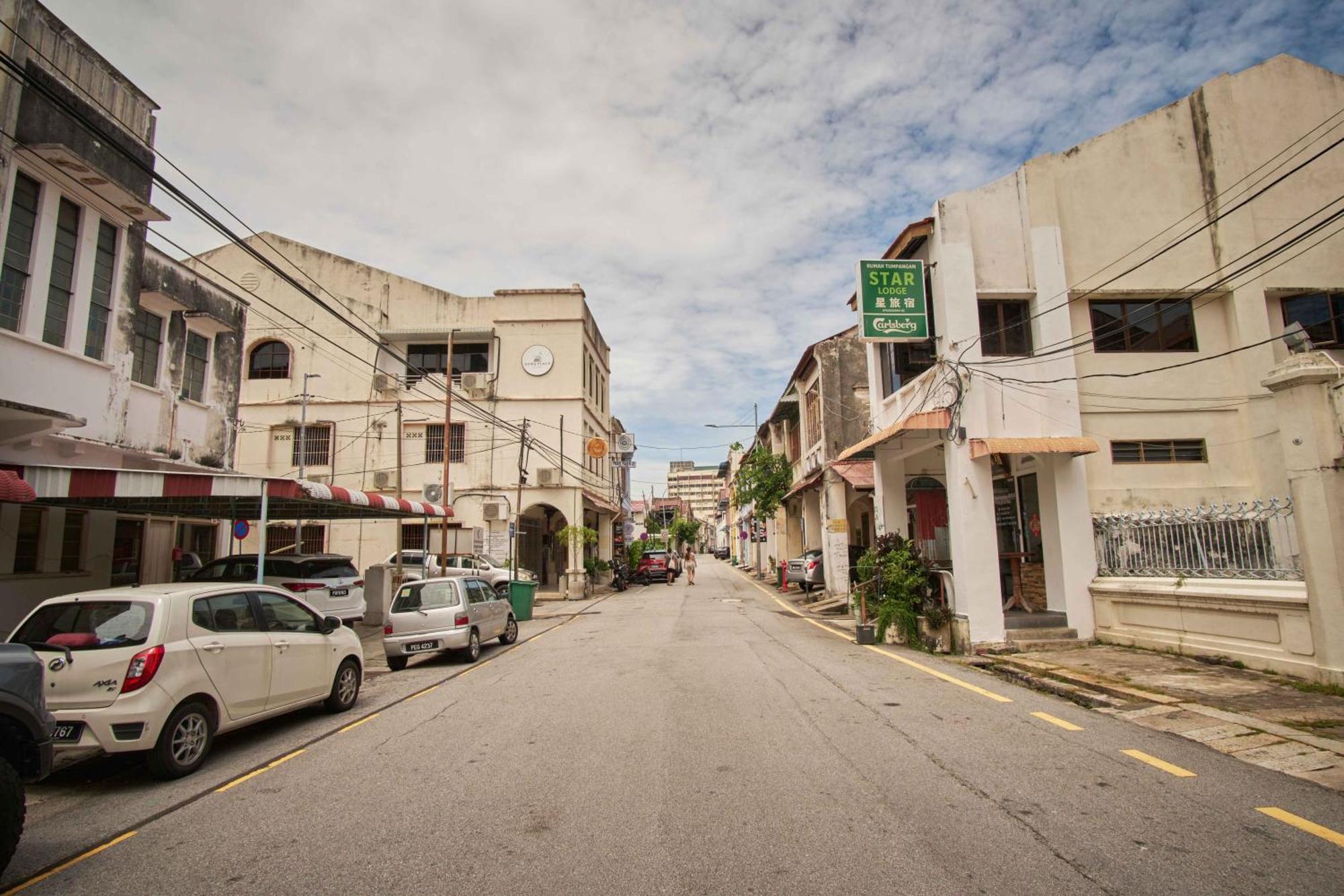 Some Place Else George Town Exterior foto